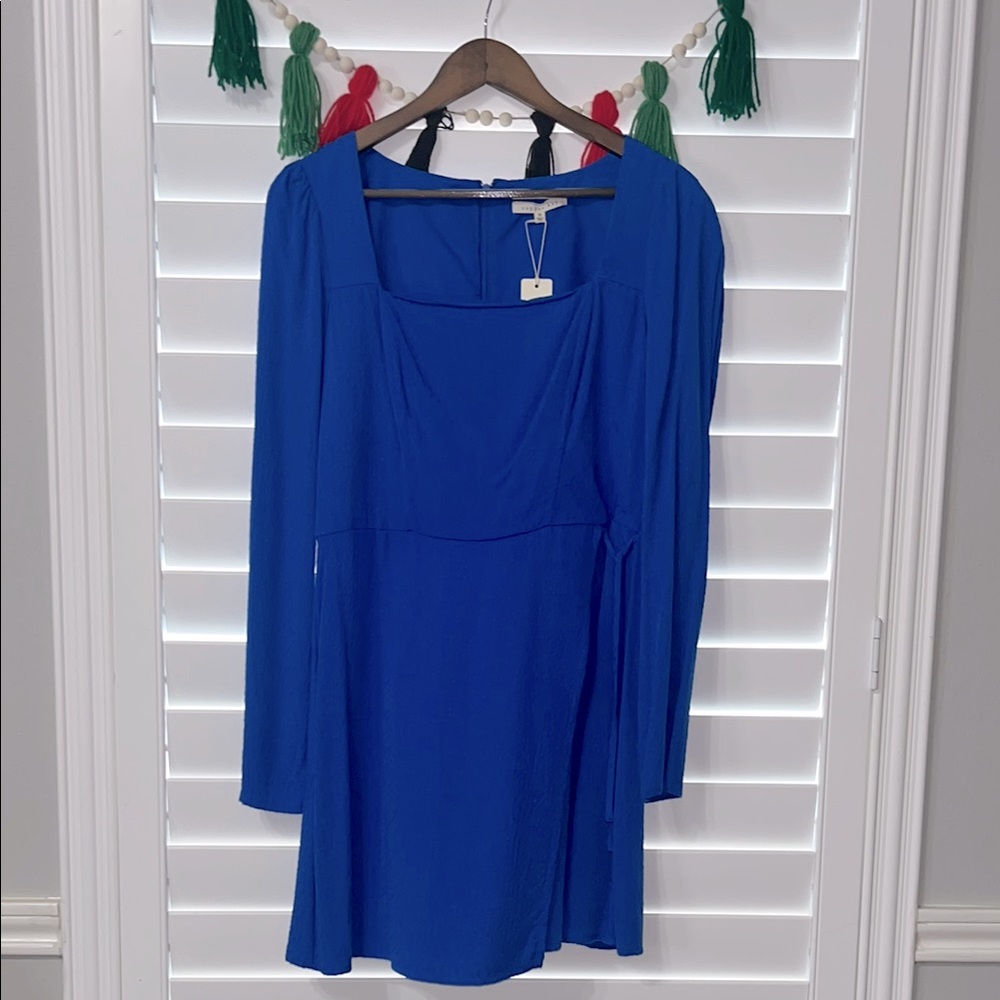 Elegant Blue Women's Dress